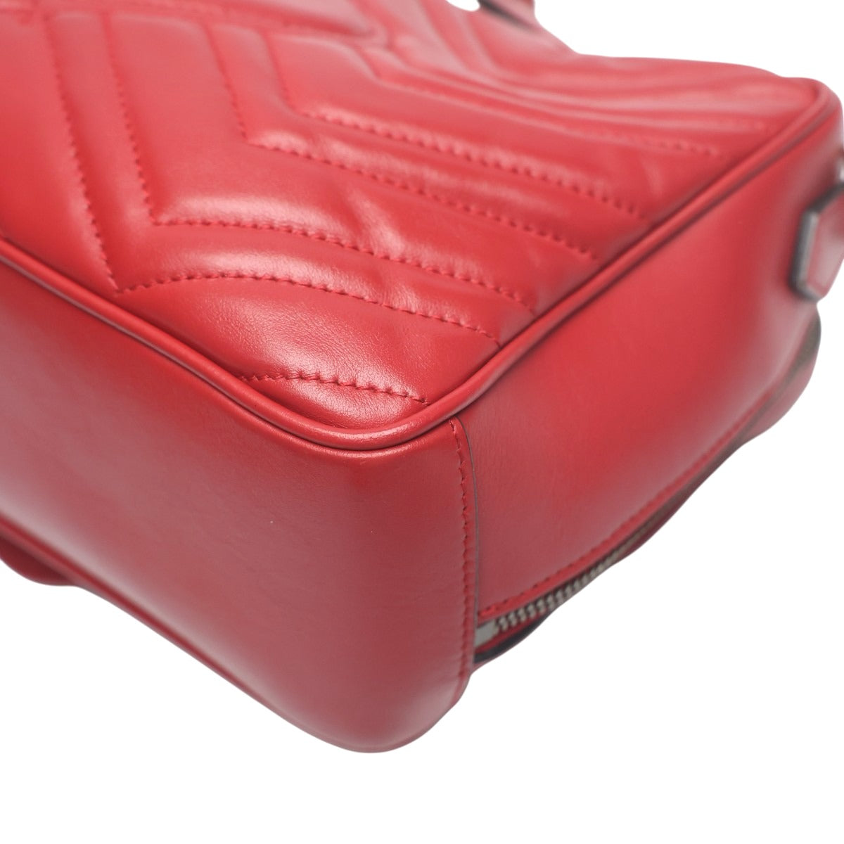 グッチ GUCCI ボディバッグ
 ボディバッグ GGマーモント 牛革 498100 レッド 【SS】
 【中古】