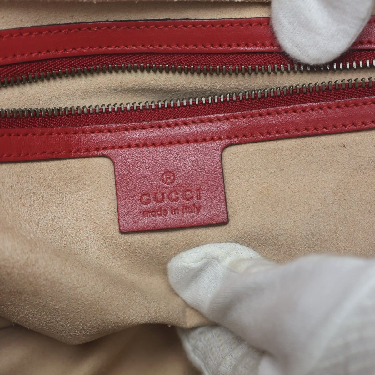 グッチ GUCCI ボディバッグ
 ボディバッグ GGマーモント 牛革 498100 レッド 【SS】
 【中古】