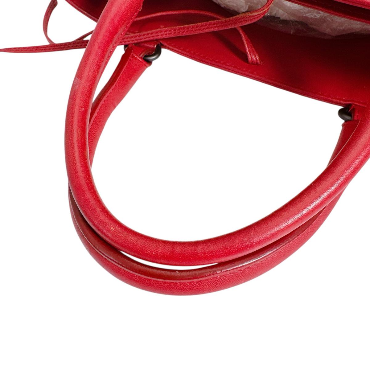 ボッテガヴェネタ BOTTEGAVENETA ハンドバッグ
 ハンドバッグ イントレチャート ラムスキン レッド 【SS】
 【中古】