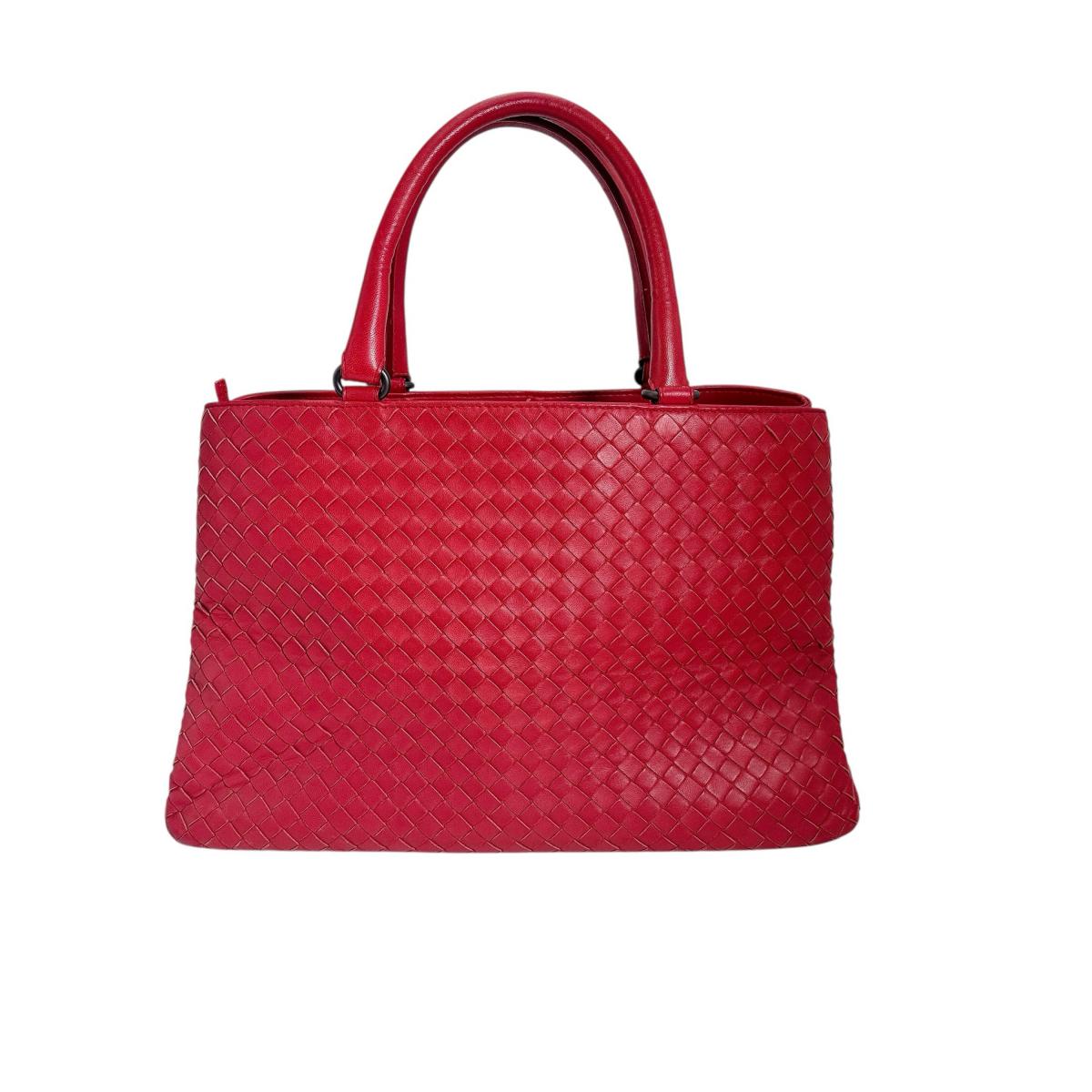 ボッテガヴェネタ BOTTEGAVENETA ハンドバッグ
 ハンドバッグ イントレチャート ラムスキン レッド 【SS】
 【中古】