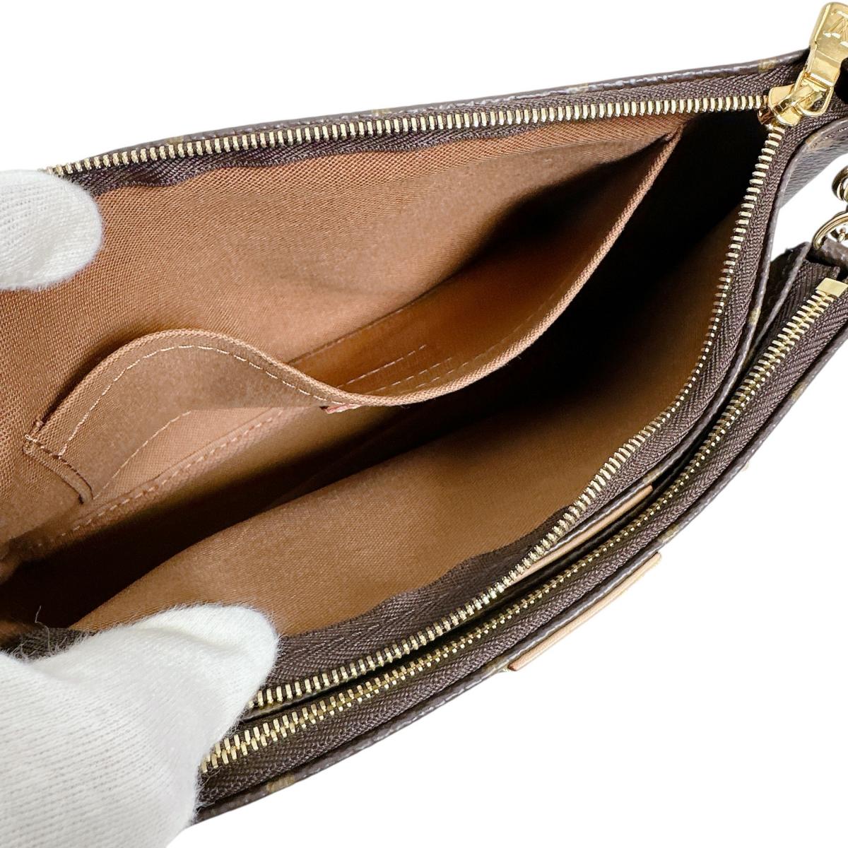 ルイヴィトン LOUIS VUITTON ポーチ
 ショルダー モノグラム ミュルティ・ポシェット・アクセソワール モノグラムキャンバス M44813 カーキ×ブラウン LV
 【中古】