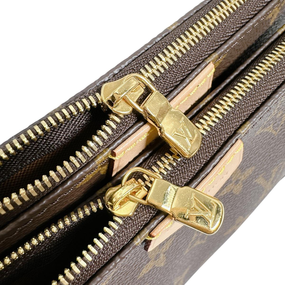 ルイヴィトン LOUIS VUITTON ポーチ
 ショルダー モノグラム ミュルティ・ポシェット・アクセソワール モノグラムキャンバス M44813 カーキ×ブラウン LV
 【中古】