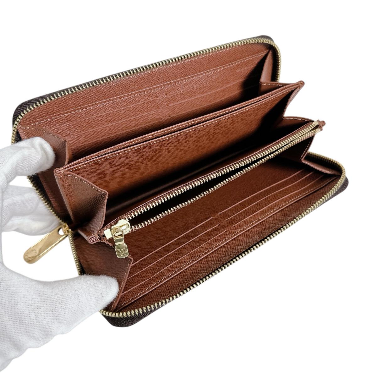 ルイヴィトン LOUIS VUITTON 長財布
 ファスナー長財布 モノグラム ジッピーウォレット モノグラムキャンバス M42616 ブラウン LV
 【SS】
 【中古】