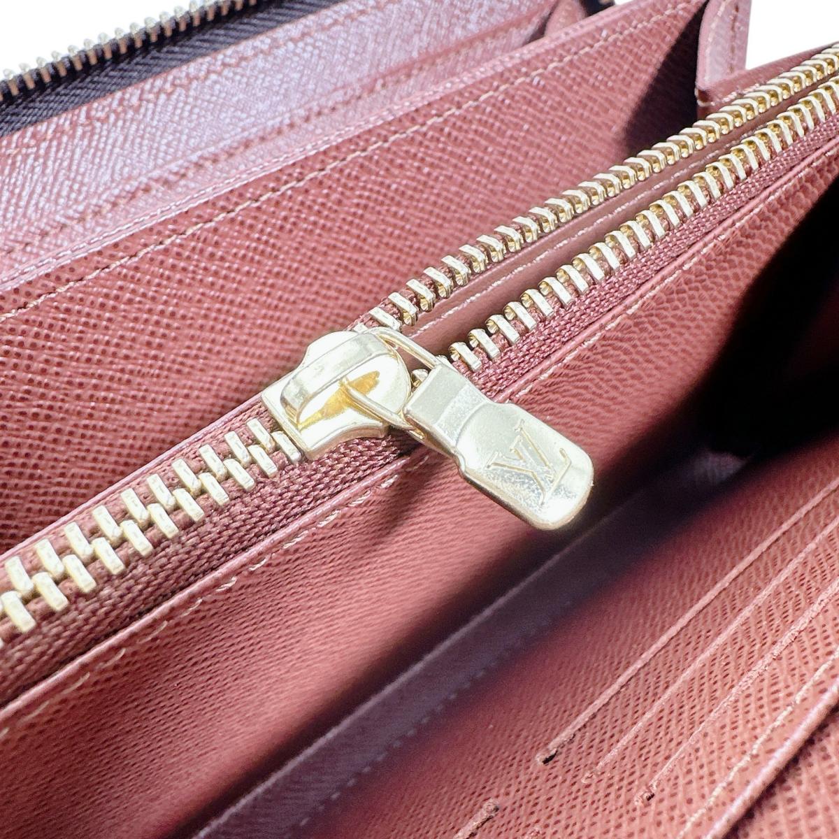 ルイヴィトン LOUIS VUITTON 長財布
 ファスナー長財布 モノグラム ジッピーウォレット モノグラムキャンバス M42616 ブラウン LV
 【SS】
 【中古】