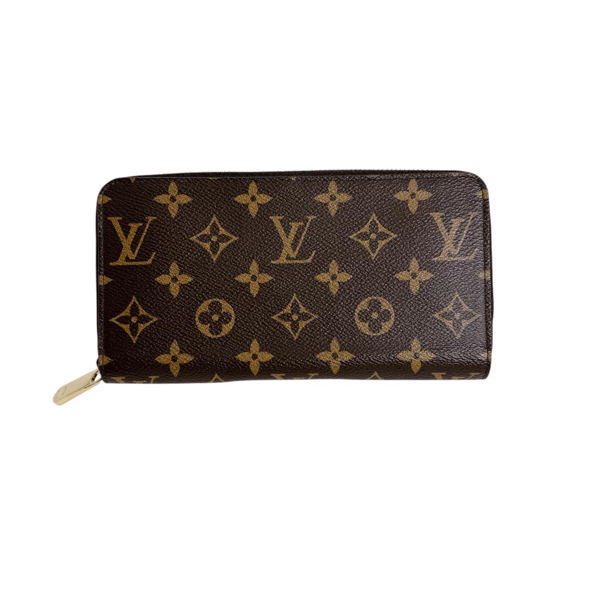 ルイヴィトン LOUIS VUITTON 長財布
 ファスナー長財布 モノグラム ジッピーウォレット モノグラムキャンバス M42616 ブラウン LV
 【SS】
 【中古】