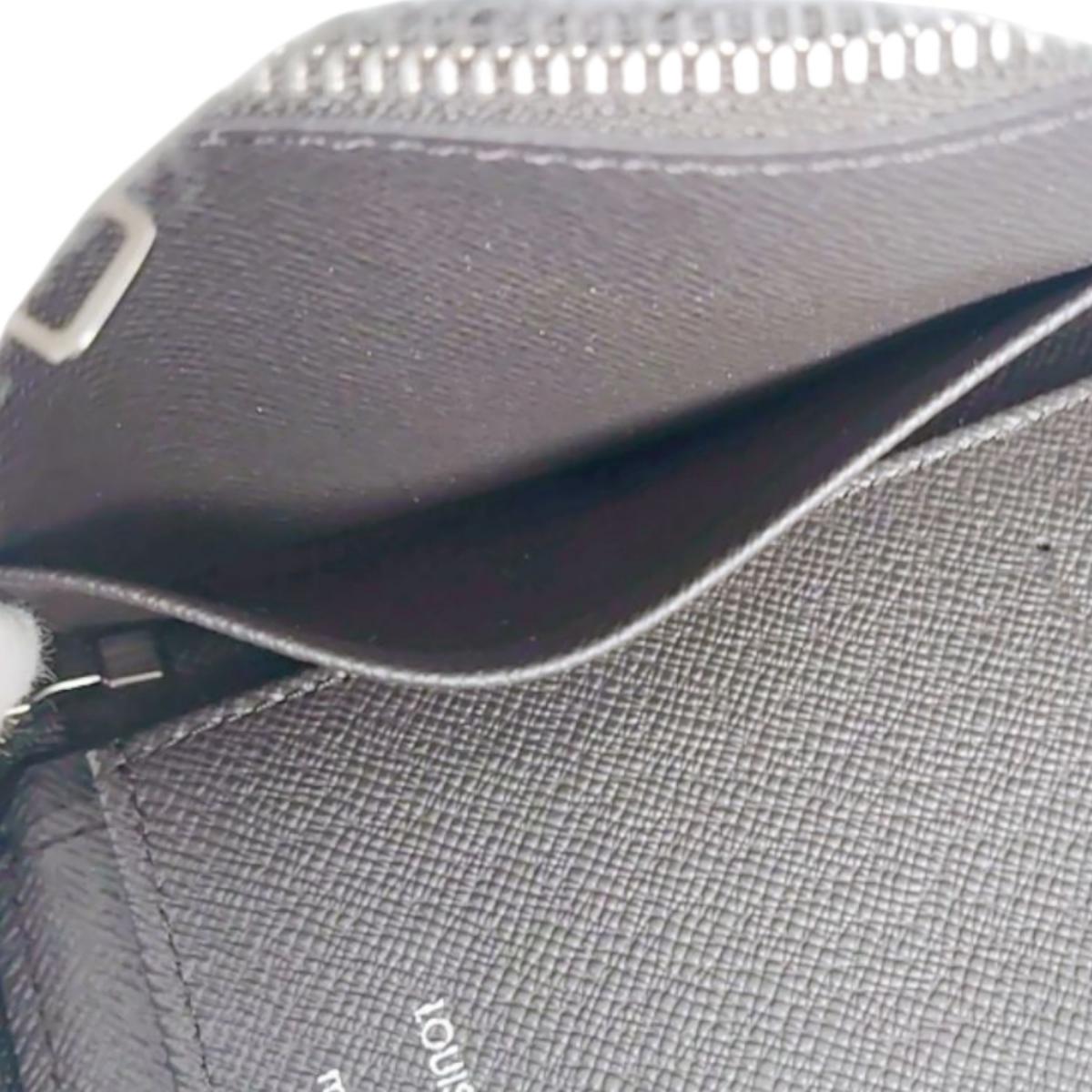 ルイヴィトン LOUIS VUITTON 長財布
 ジッピーウォレット ダミエ ヴェルティカル ダミエキャンバス N61207 ブラウン LV
 【SS】
 【中古】