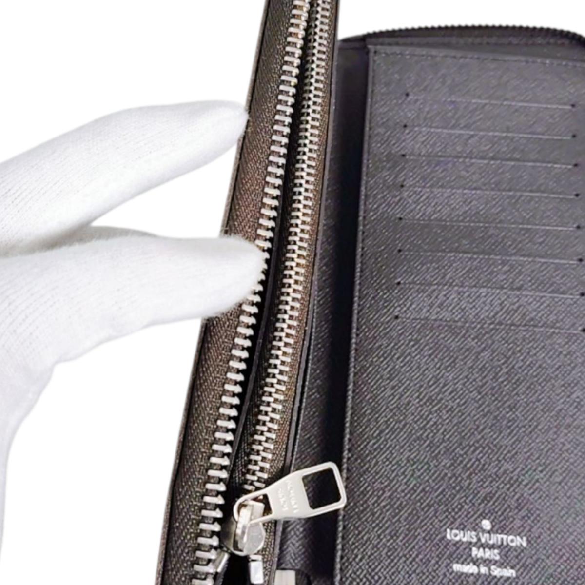 ルイヴィトン LOUIS VUITTON 長財布
 ジッピーウォレット ダミエ ヴェルティカル ダミエキャンバス N61207 ブラウン LV
 【SS】
 【中古】