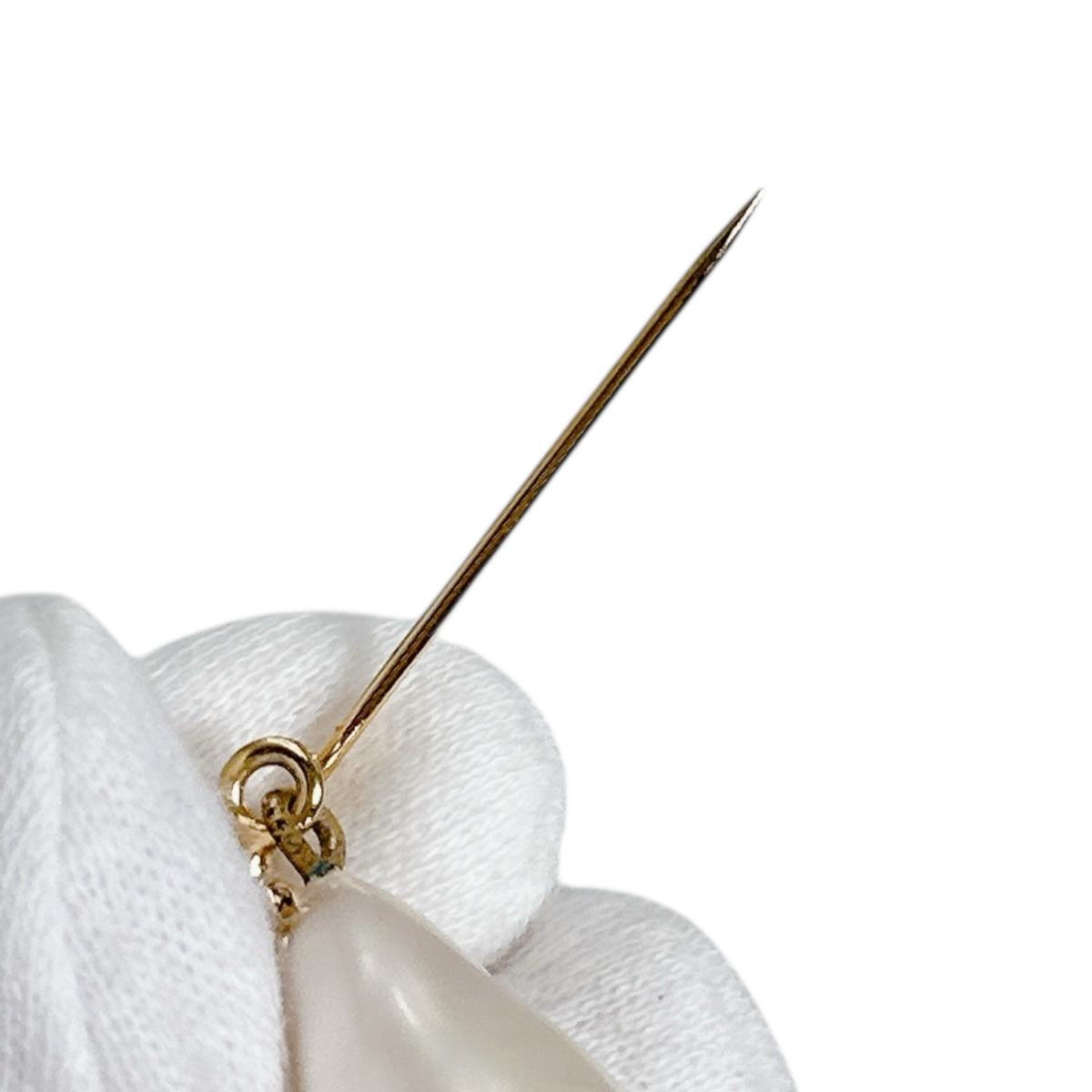 シャネル CHANEL ブローチ
 ピンブローチ クローバー ドロップパール GP ゴールド 【SS】
 【中古】