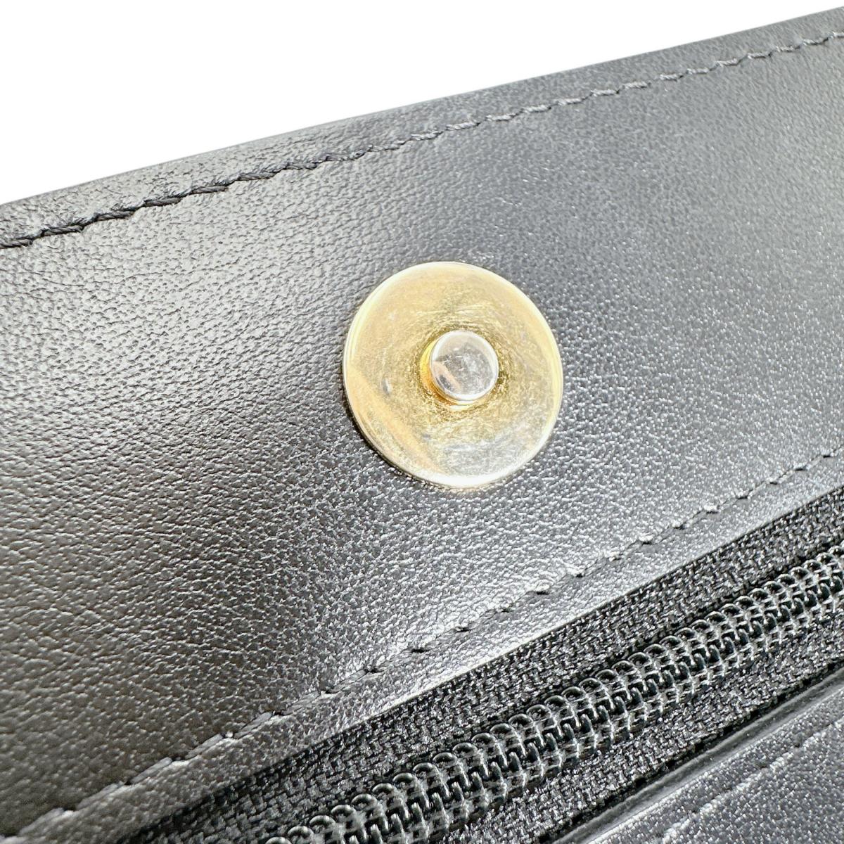 シャネル CHANEL ショルダーバッグ
 チェーンウォレット ラムスキン CHANEL19 ラムスキン ブラック 【SS】
 【中古】
