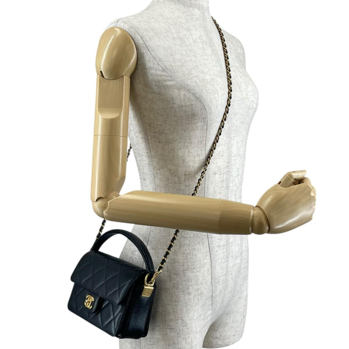 シャネル CHANEL ハンドバッグ
 フラップバッグ キャビアスキン マトラッセ ハンドル ミニ レザー AS5164 ブラック 【SS】
 【中古】