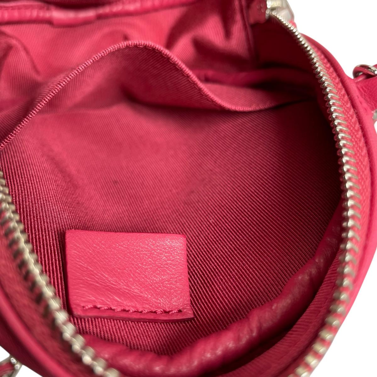 シャネル CHANEL ショルダーバッグ
 ラウンドチェーン ココマーク マトラッセ ラウンド ミニ ラムスキン A70657 ピンク 【SS】
 【中古】