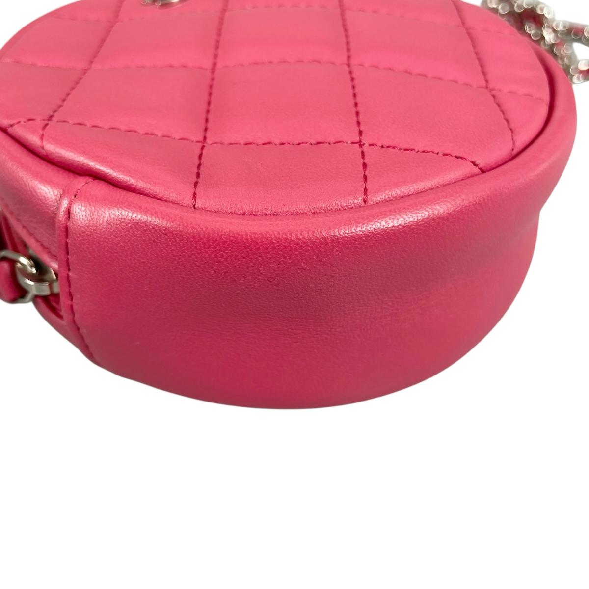 シャネル CHANEL ショルダーバッグ
 ラウンドチェーン ココマーク マトラッセ ラウンド ミニ ラムスキン A70657 ピンク 【SS】
 【中古】