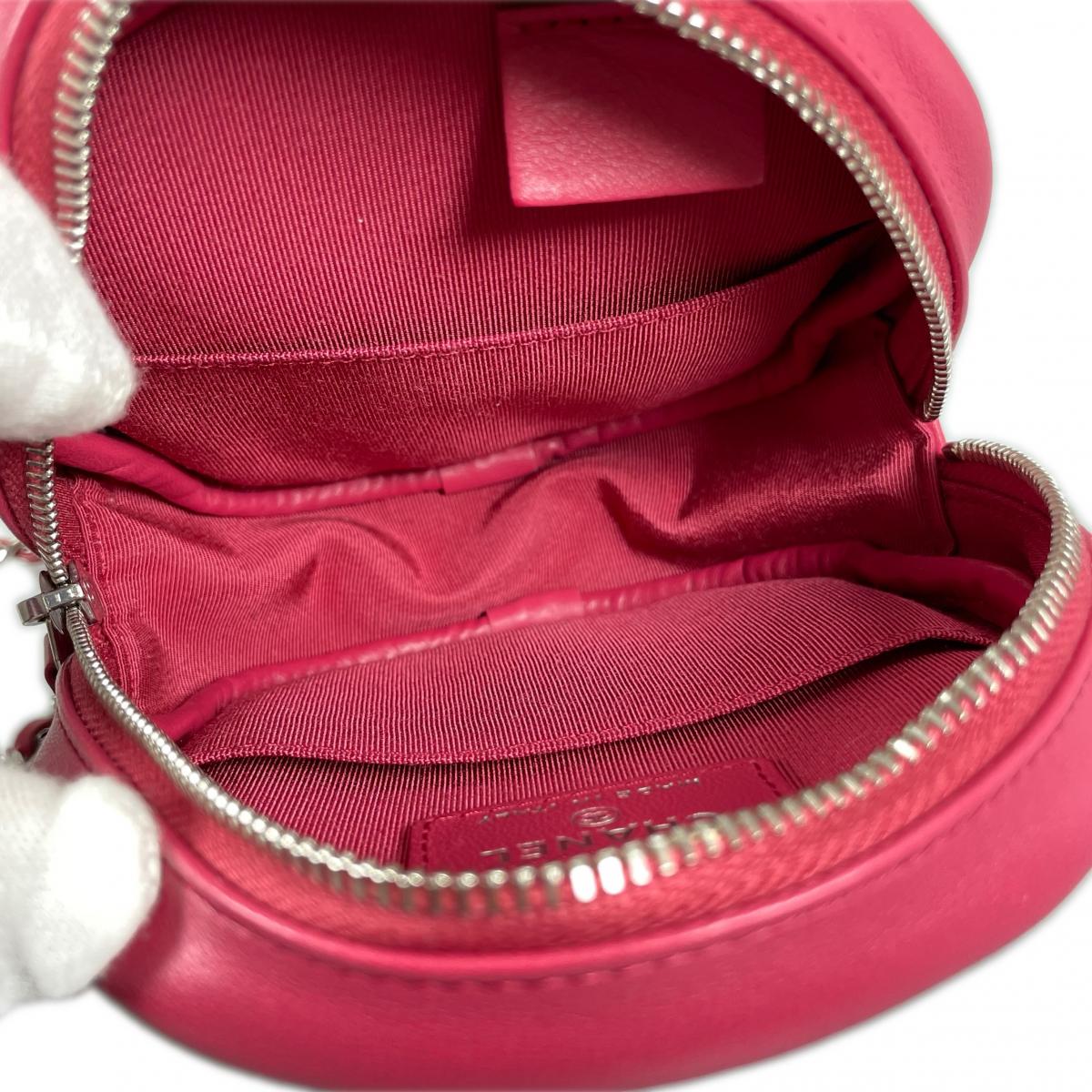 シャネル CHANEL ショルダーバッグ
 ラウンドチェーン ココマーク マトラッセ ラウンド ミニ ラムスキン A70657 ピンク 【SS】
 【中古】