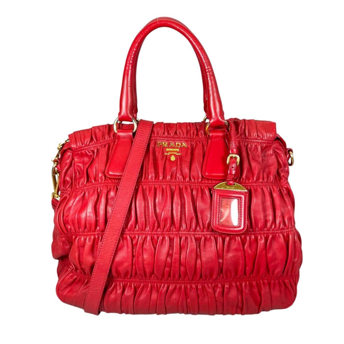 プラダ PRADA トートバッグ
 2WAYショルダーバッグ ギャザー ナッパ ゴーフル レザー B2588L レッド 【SS】
 【中古】