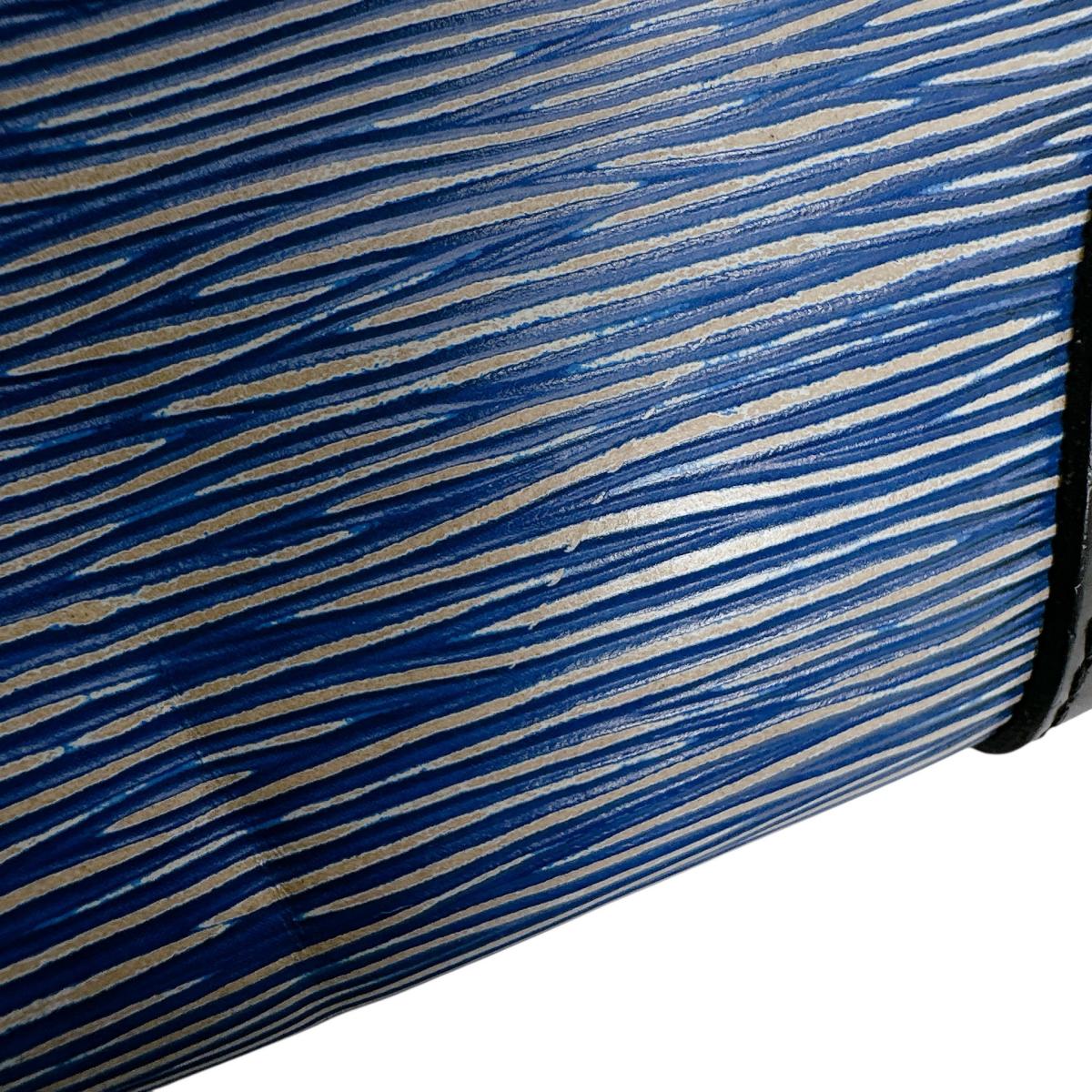 ルイヴィトン LOUIS VUITTON ハンドバッグ
 2wayハンドバッグ エピ フェニックスPM エピレザー M56025 ブルー LV
 【SS】
 【中古】