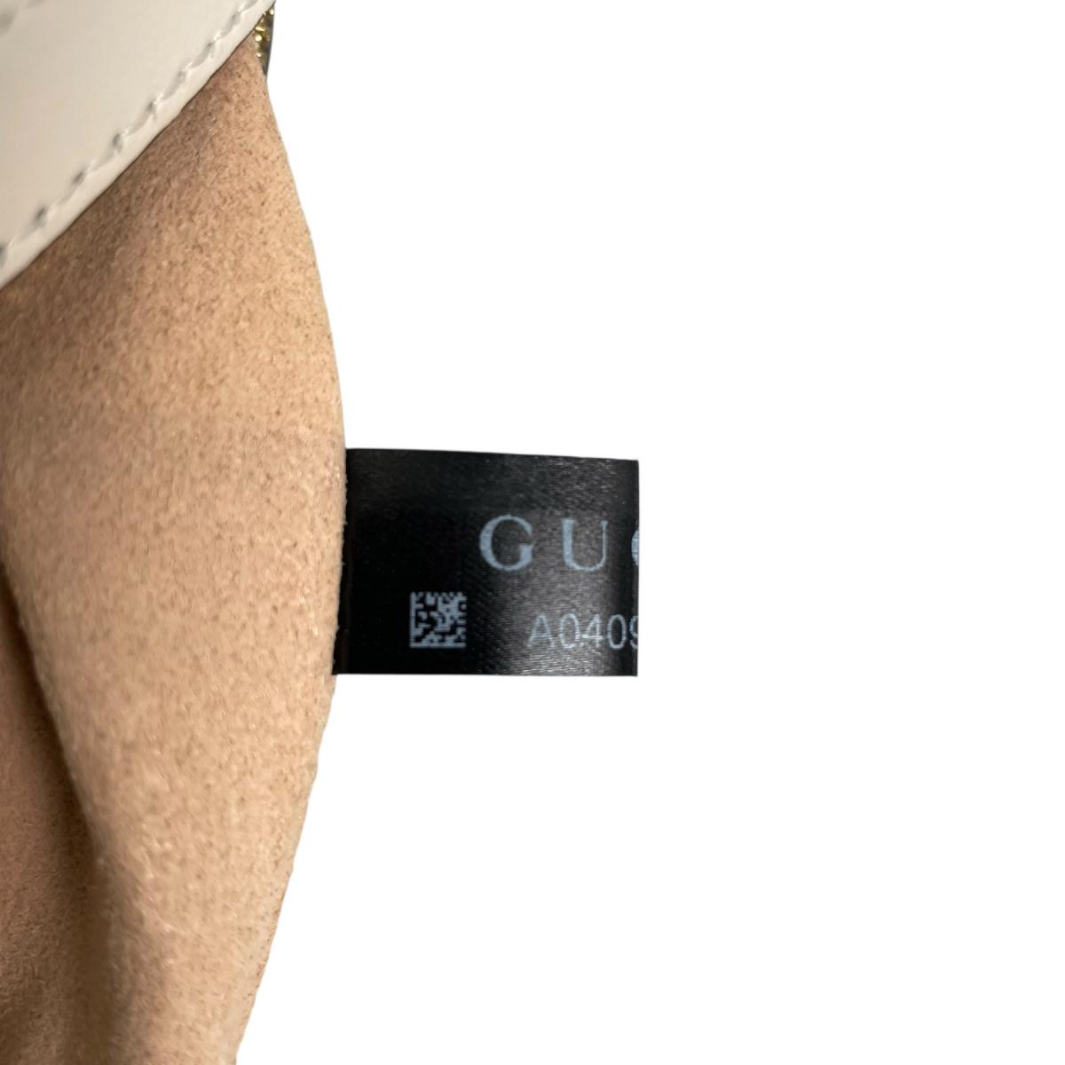 グッチ GUCCI ショルダーバッグ
 ショルダーバッグ ハートチェーン インターロッキングG レザー 751628 ホワイト 【SS】
 【中古】