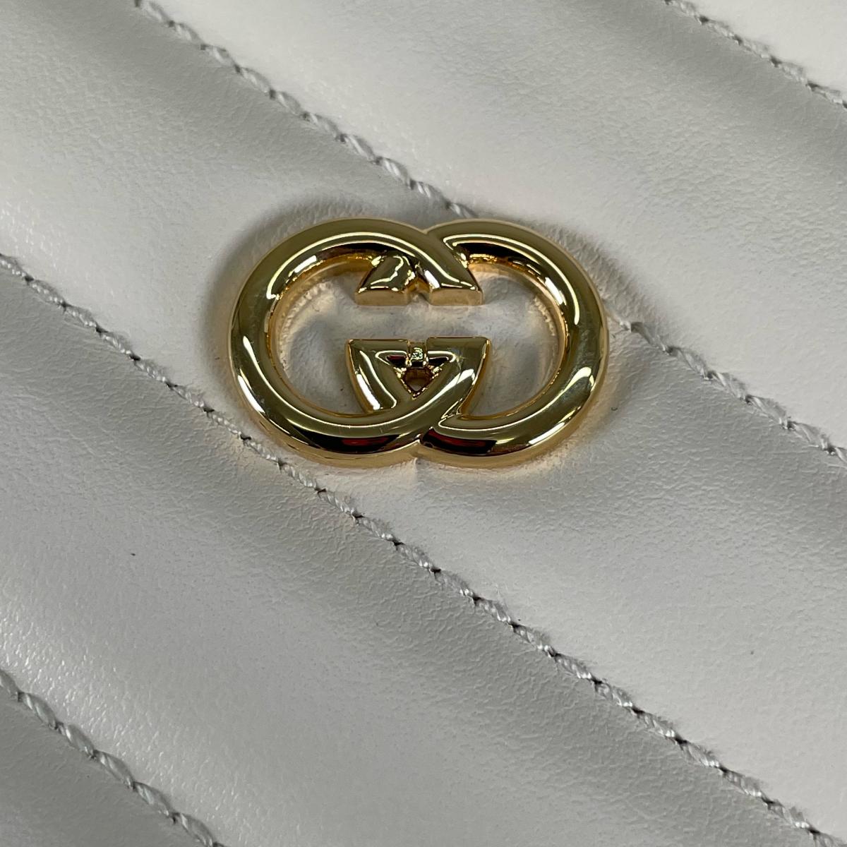 グッチ GUCCI ショルダーバッグ
 ショルダーバッグ ハートチェーン インターロッキングG レザー 751628 ホワイト 【SS】
 【中古】