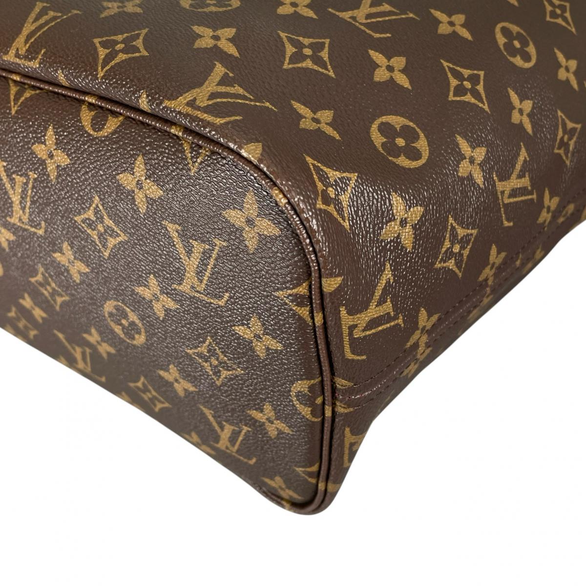 ルイヴィトン LOUIS VUITTON トートバッグ
 ショルダーバッグ イカットフラワー ネヴァーフルMM モノグラムキャンバス M40940 ローズアシビアント LV
 【SS】
 【中古】