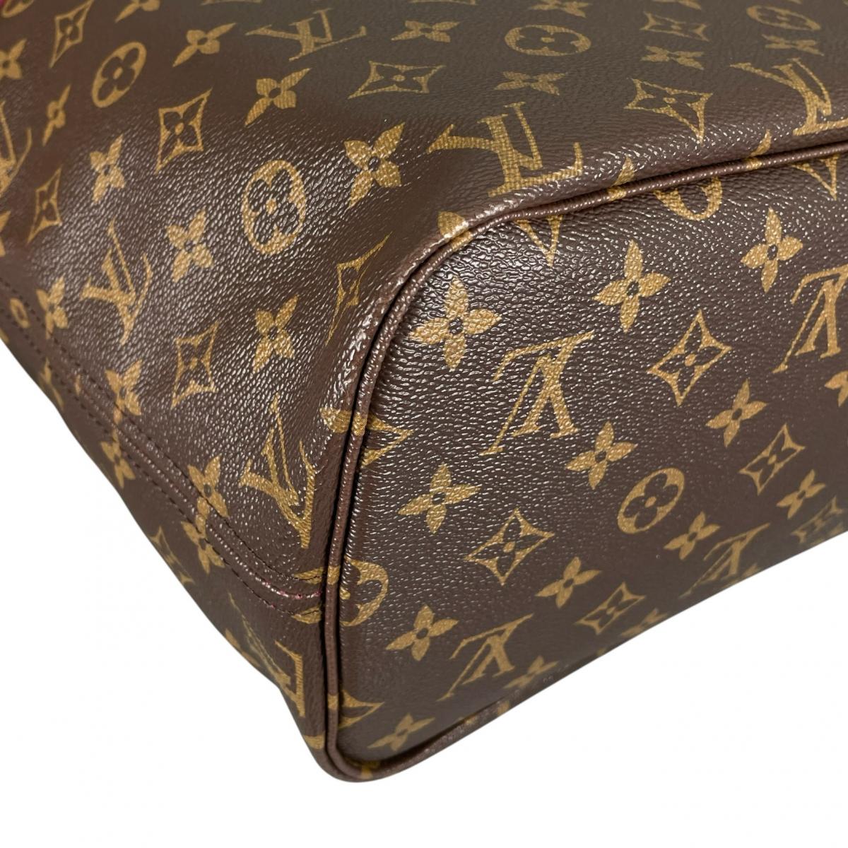 ルイヴィトン LOUIS VUITTON トートバッグ
 ショルダーバッグ イカットフラワー ネヴァーフルMM モノグラムキャンバス M40940 ローズアシビアント LV
 【SS】
 【中古】