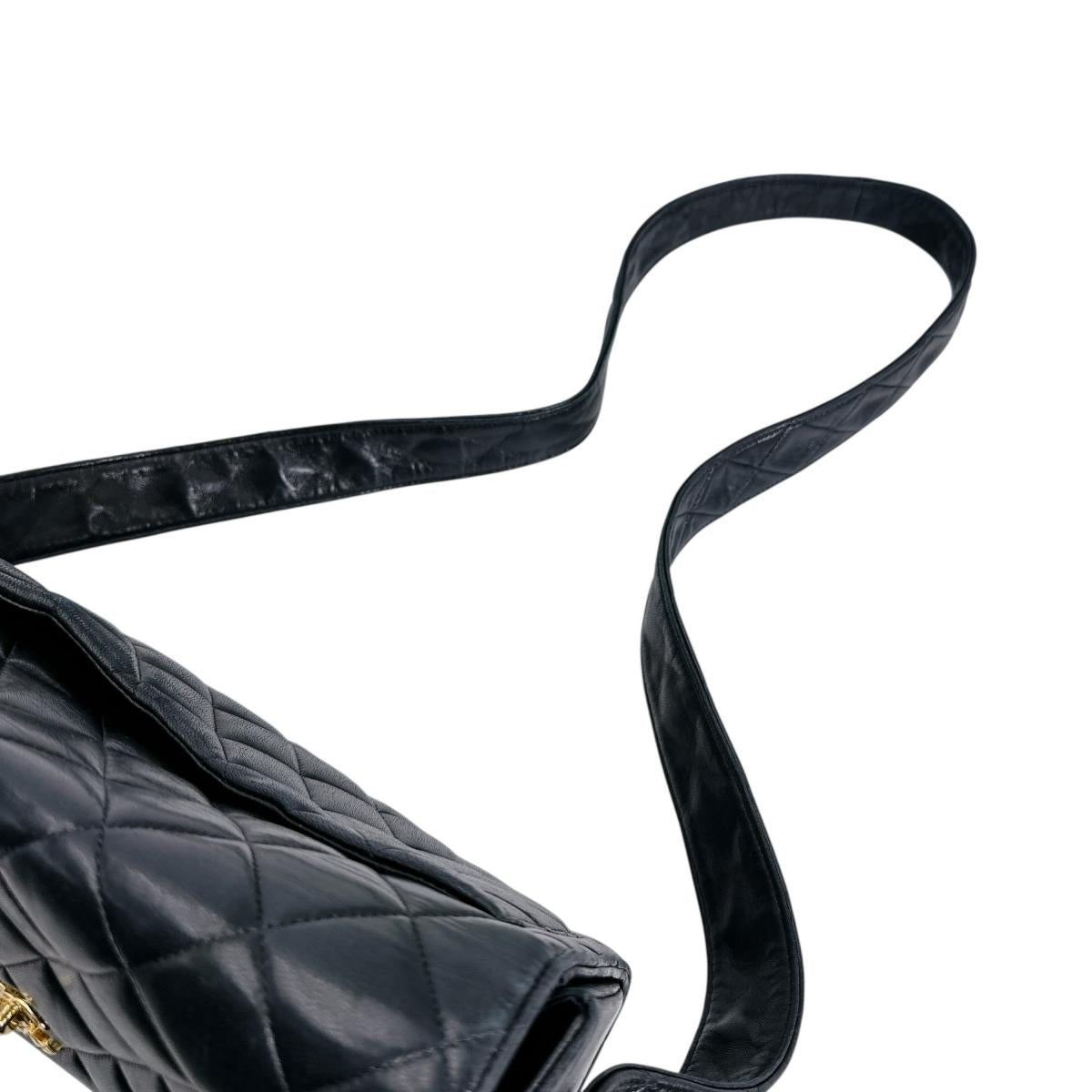 シャネル CHANEL ボディバッグ
 クロスボディバッグ ラムスキン マトラッセ ラムスキン ブラック 【SS】
 【中古】