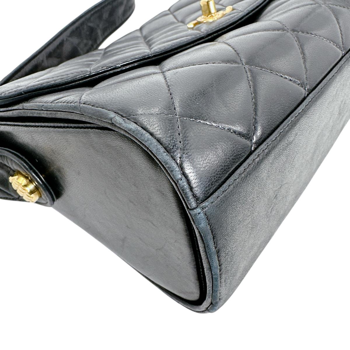 シャネル CHANEL ボディバッグ
 クロスボディバッグ ラムスキン マトラッセ ラムスキン ブラック 【SS】
 【中古】