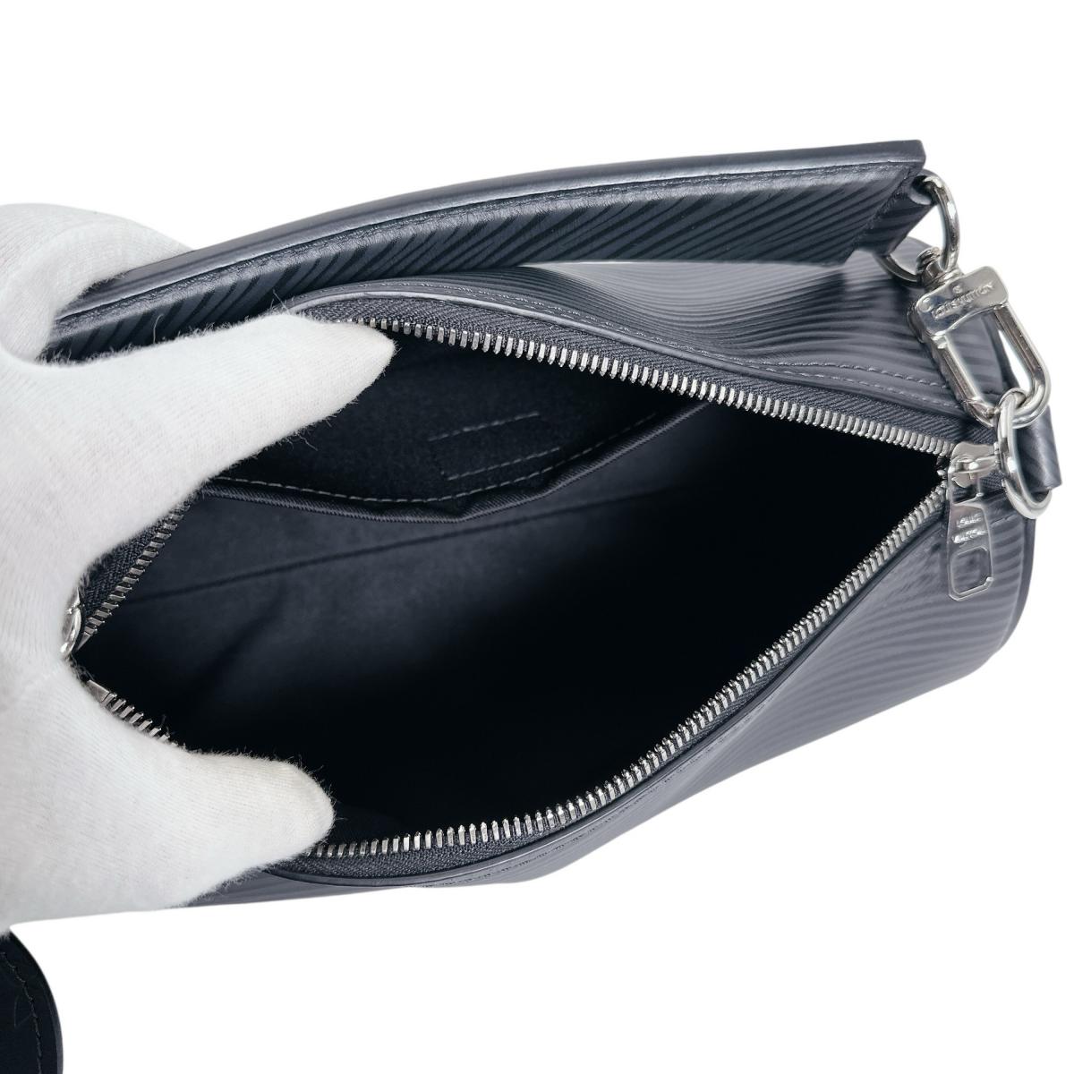 ルイヴィトン LOUIS VUITTON ハンドバッグ
 ハンドバッグ エピ ソフトポロションPM エピレザー M24324 ブラック LV
 【SS】
 【中古】