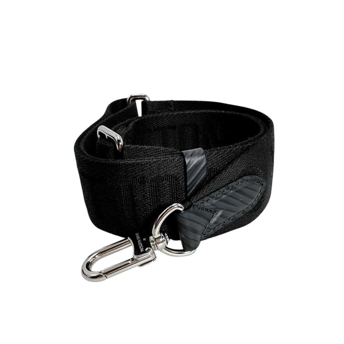 ルイヴィトン LOUIS VUITTON ハンドバッグ
 ハンドバッグ エピ ソフトポロションPM エピレザー M24324 ブラック LV
 【SS】
 【中古】
