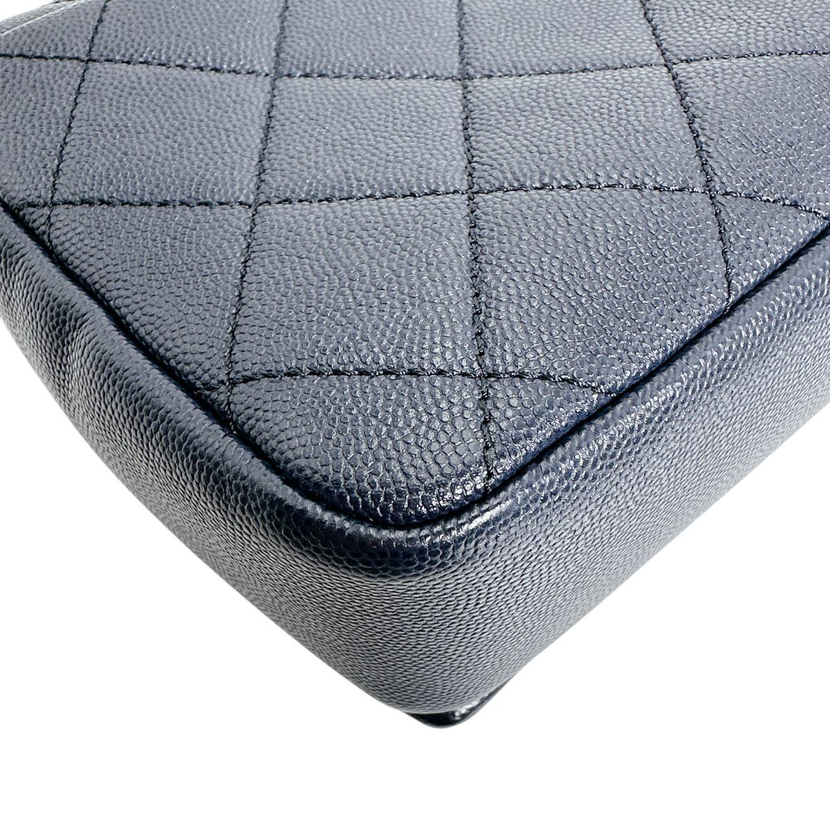 シャネル CHANEL ショルダーバッグ
 チェーンショルダーバッグ キャビアスキン マトラッセ マットキャビアスキン AS1977 ネイビー 【SS】
 【中古】