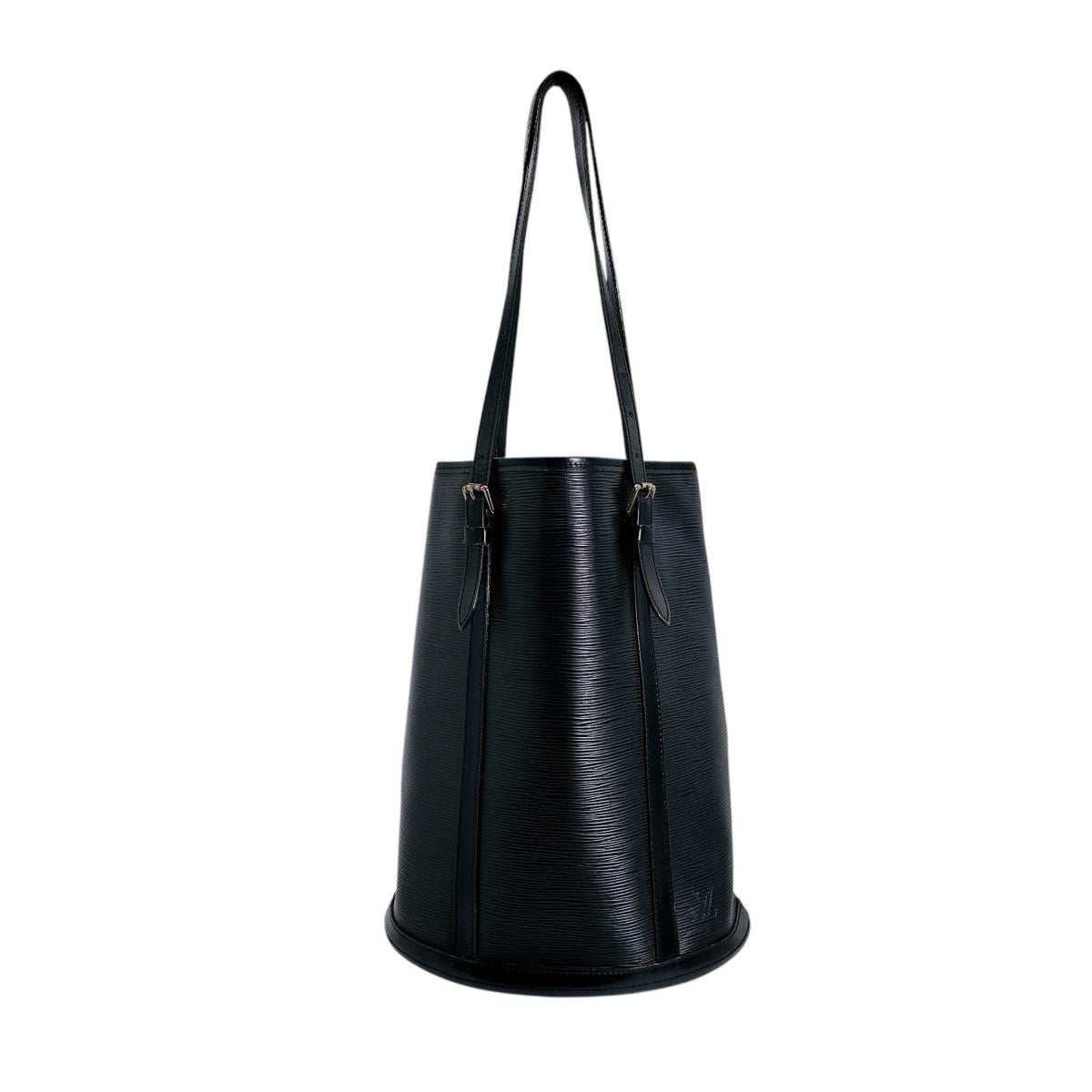 ルイヴィトン LOUIS VUITTON ショルダーバッグ
 バケットGM エピ トートバッグ エピレザー M58992 ブラック LV
 【SS】
 【中古】