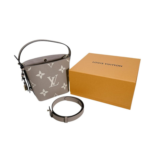 ルイヴィトン LOUIS VUITTON トートバッグ
 2wayバッグ アンプラント オール･インBB モノグラムアンプラント M13045 ベージュ LV
 【SS】
 【中古】