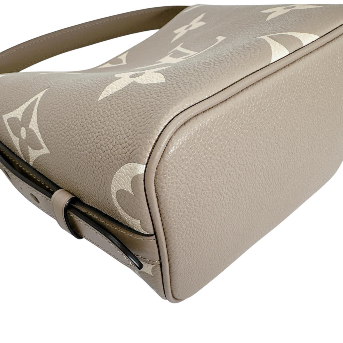 ルイヴィトン LOUIS VUITTON トートバッグ
 2wayバッグ アンプラント オール･インBB モノグラムアンプラント M13045 ベージュ LV
 【SS】
 【中古】