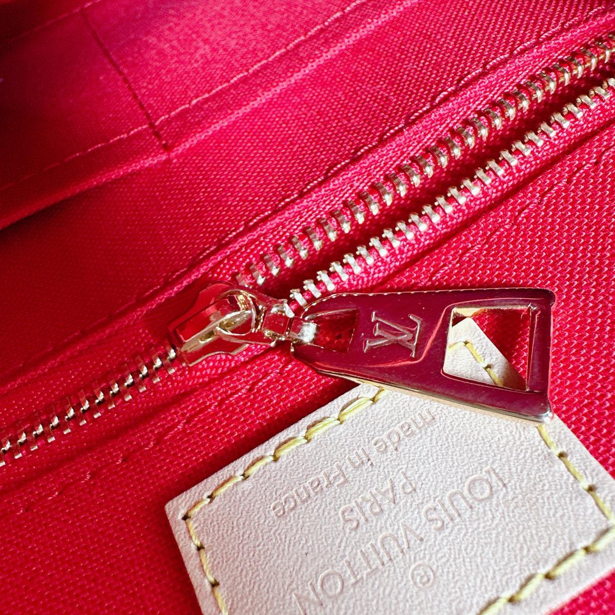 ルイヴィトン LOUIS VUITTON ハンドバッグ
 ハンドバッグ モノグラム サックプラBB モノグラムキャンバス M46265 ブラウン LV
 【SS】
 【中古】
