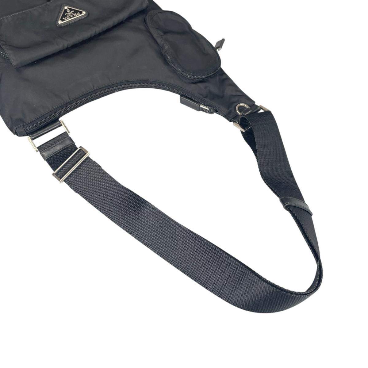 プラダ PRADA ショルダーバッグ
 クロスボディバック Re-Nylon 三角ロゴ ナイロン BT0520 ブラック 【SS】
 【中古】