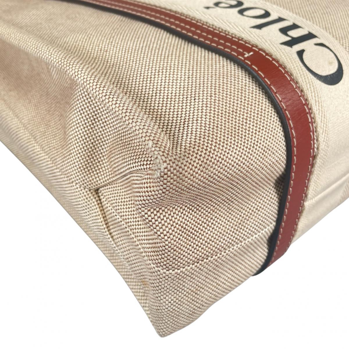 クロエ Chloe ハンドバッグ
 ミディアムトートバッグ シャイニーカーフスキン Woody リネン ベージュ 【SS】
 【中古】