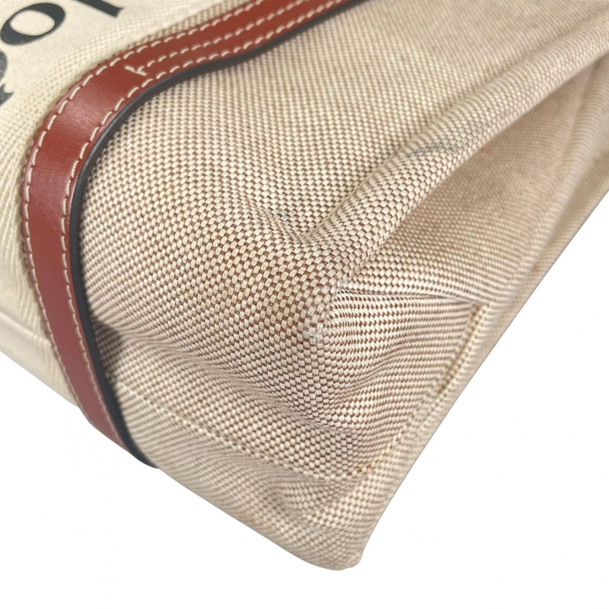 クロエ Chloe ハンドバッグ
 ミディアムトートバッグ シャイニーカーフスキン Woody リネン ベージュ 【SS】
 【中古】