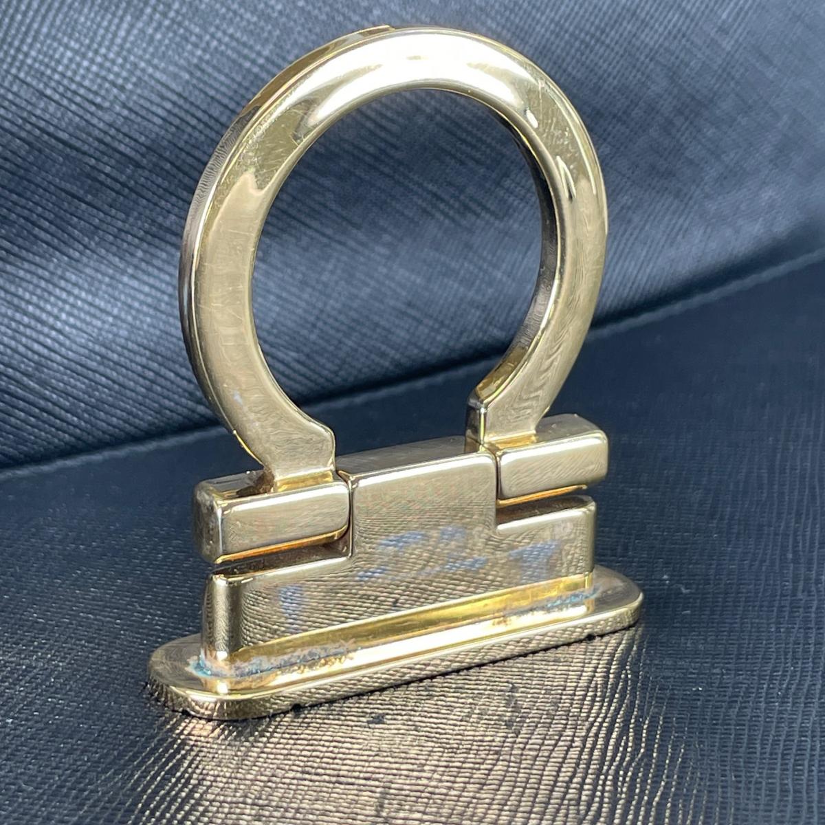 サルヴァトーレフェラガモ Salvatore Ferragamo ハンドバッグ
 ハンドバッグ 2WAYショルダーバッグ ガンチーニ レザー ブラック 【SS】
 【中古】