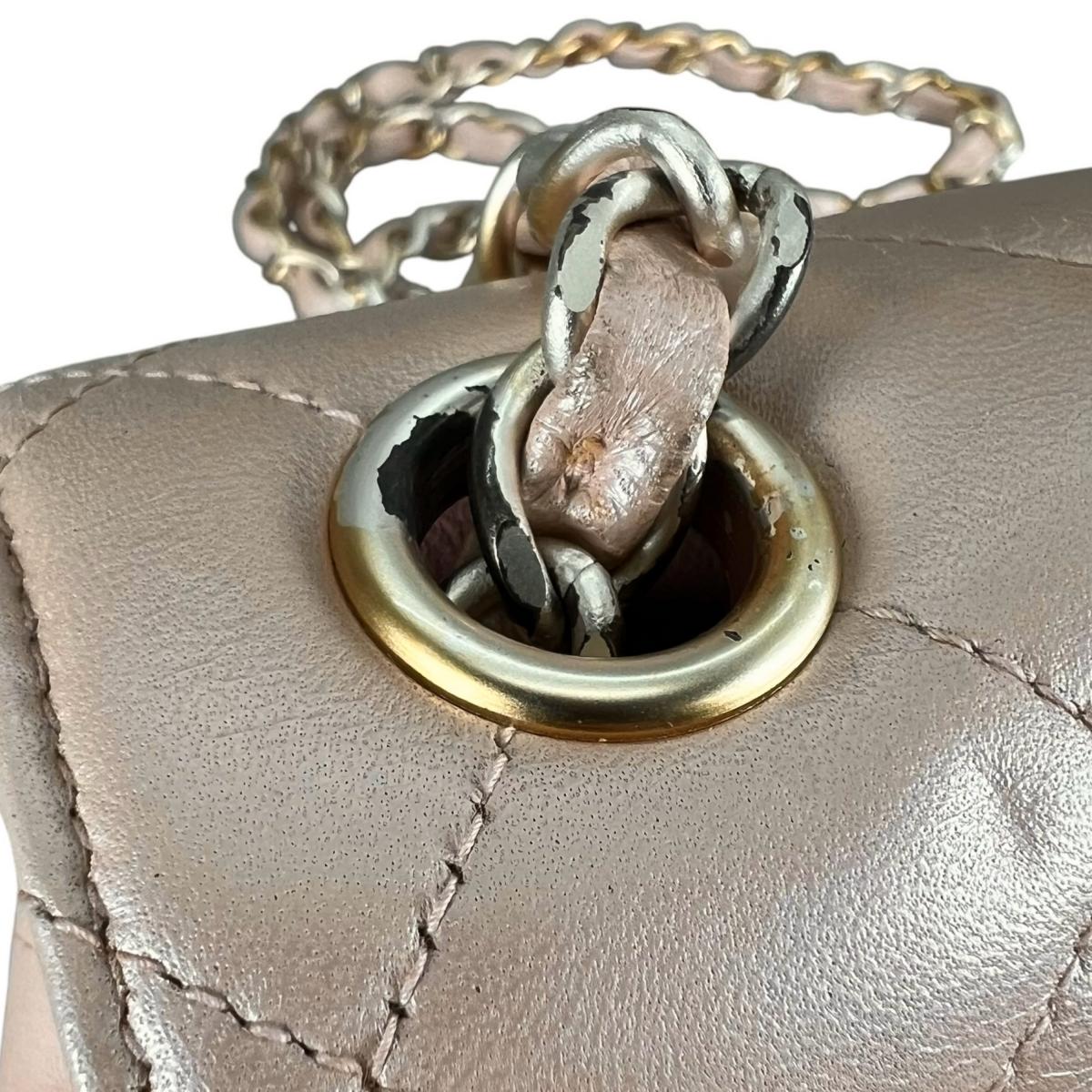 シャネル CHANEL ショルダーバッグ
 チェーンウォレット ラムスキン CHANEL19 ラムスキン A69900 ピンク 【SS】
 【中古】