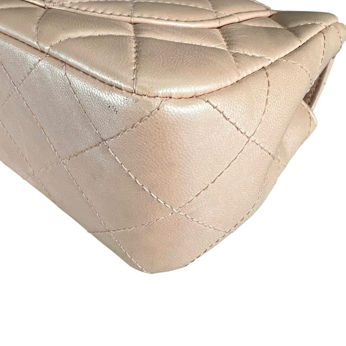 シャネル CHANEL ショルダーバッグ
 チェーンウォレット ラムスキン CHANEL19 ラムスキン A69900 ピンク 【SS】
 【中古】