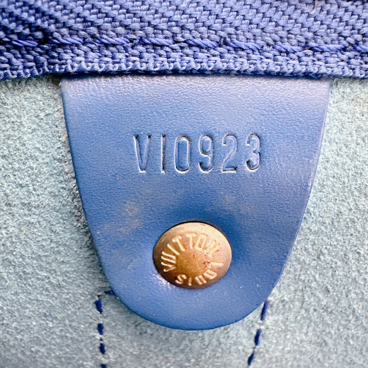 ルイヴィトン LOUIS VUITTON ボストンバッグ
 旅行かばん エピ キーポル45 エピレザー M42975 トレドブルー LV
 【SS】
 【中古】