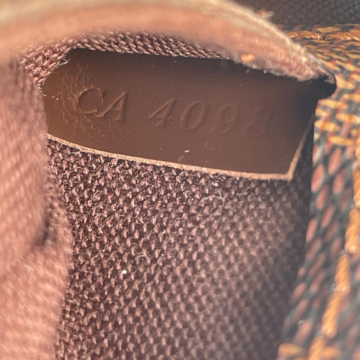 ルイヴィトン LOUIS VUITTON ボディバッグ
 ウエストポーチ 斜め掛け ジェロニモス ダミエキャンバス N51994 ブラウン LV
 【SS】
 【中古】