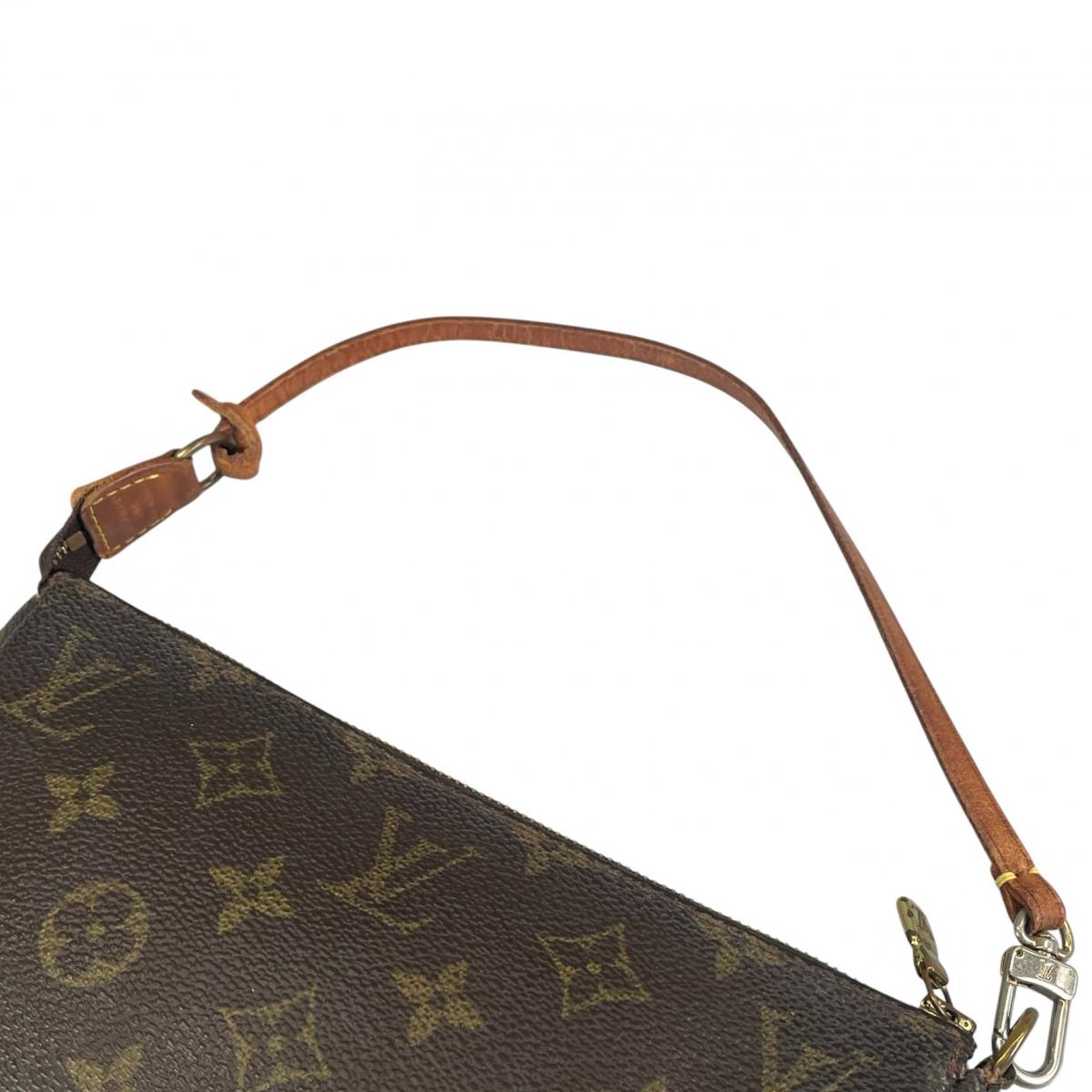 ルイヴィトン LOUIS VUITTON ハンドバッグ
 ポシェット モノグラム Pochette Accessoires モノグラムキャンバス M51980 ブラウン LV
 【SS】
 【中古】
