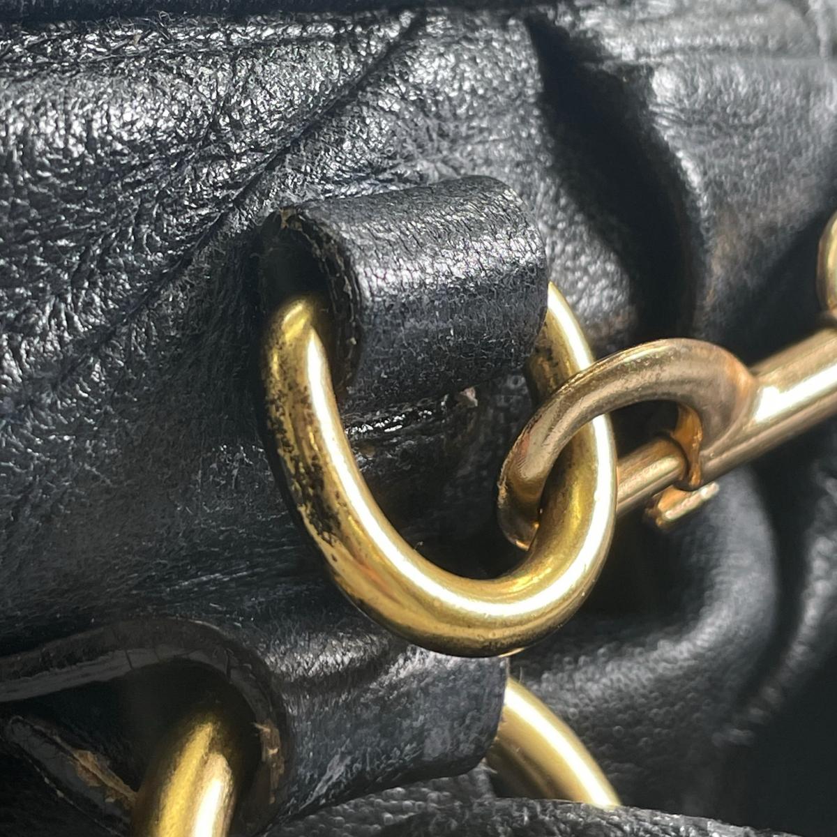 ミュウミュウ MIUMIU ハンドバッグ
 2WAY ショルダーバッグ キルティング Matelassé レザー ブラック 【SS】
 【中古】