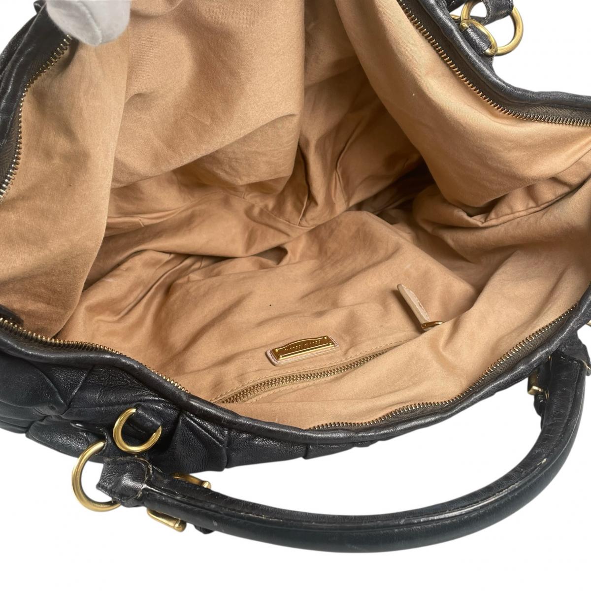 ミュウミュウ MIUMIU ハンドバッグ
 2WAY ショルダーバッグ キルティング Matelassé レザー ブラック 【SS】
 【中古】