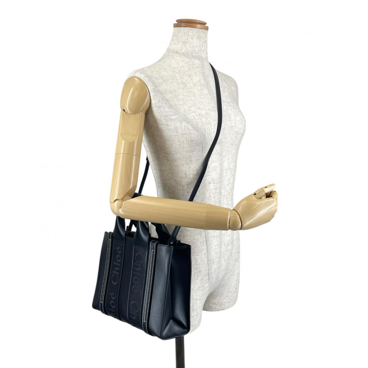 クロエ Chloe ハンドバッグ
 2WAY ショルダーバッグ スモール Woody レザー CHC23US397I60 ブラック 【SS】
 【中古】