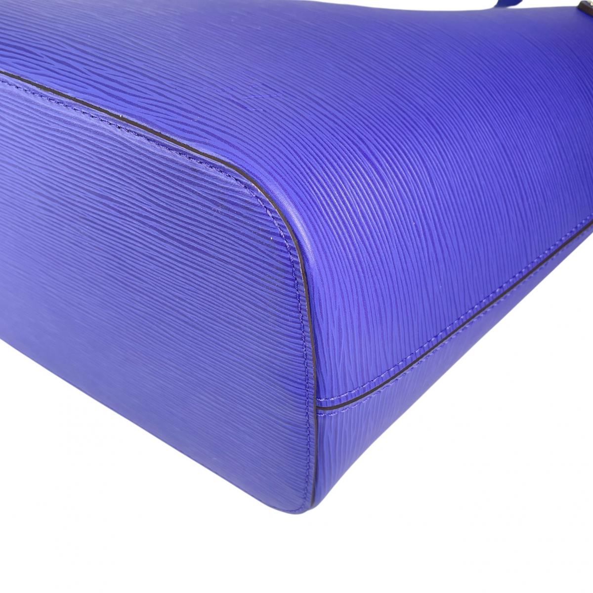 ルイヴィトン LOUIS VUITTON トートバッグ
 ポーチ付き フィグ ネヴァーフルMM エピレザー M40883 パープル LV
 【SS】
 【中古】