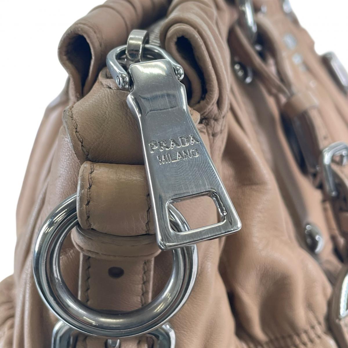 プラダ PRADA ハンドバッグ
 ハンドバッグ 2WAY ショルダーバッグ ナッパゴーフル レザー BN1702 ベージュ 【SS】
 【中古】