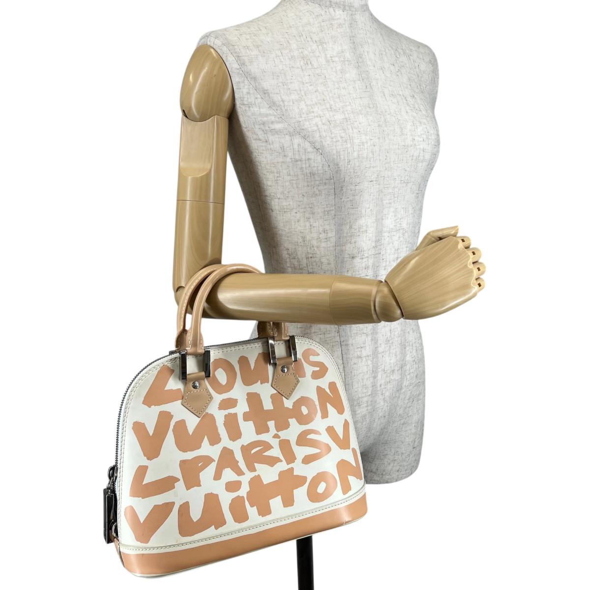 ルイヴィトン LOUIS VUITTON ハンドバッグ
 グラフィティ スティーブン・スプラウス アルマMM レザー M92180 ベージュ LV
 【SS】
 【中古】