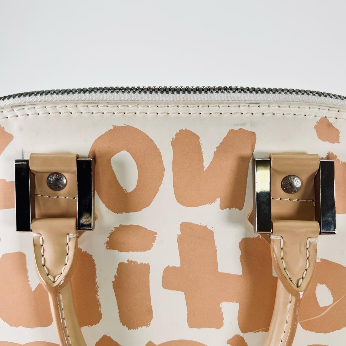 ルイヴィトン LOUIS VUITTON ハンドバッグ
 グラフィティ スティーブン・スプラウス アルマMM レザー M92180 ベージュ LV
 【SS】
 【中古】