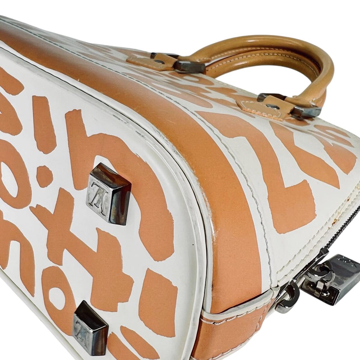 ルイヴィトン LOUIS VUITTON ハンドバッグ
 グラフィティ スティーブン・スプラウス アルマMM レザー M92180 ベージュ LV
 【SS】
 【中古】