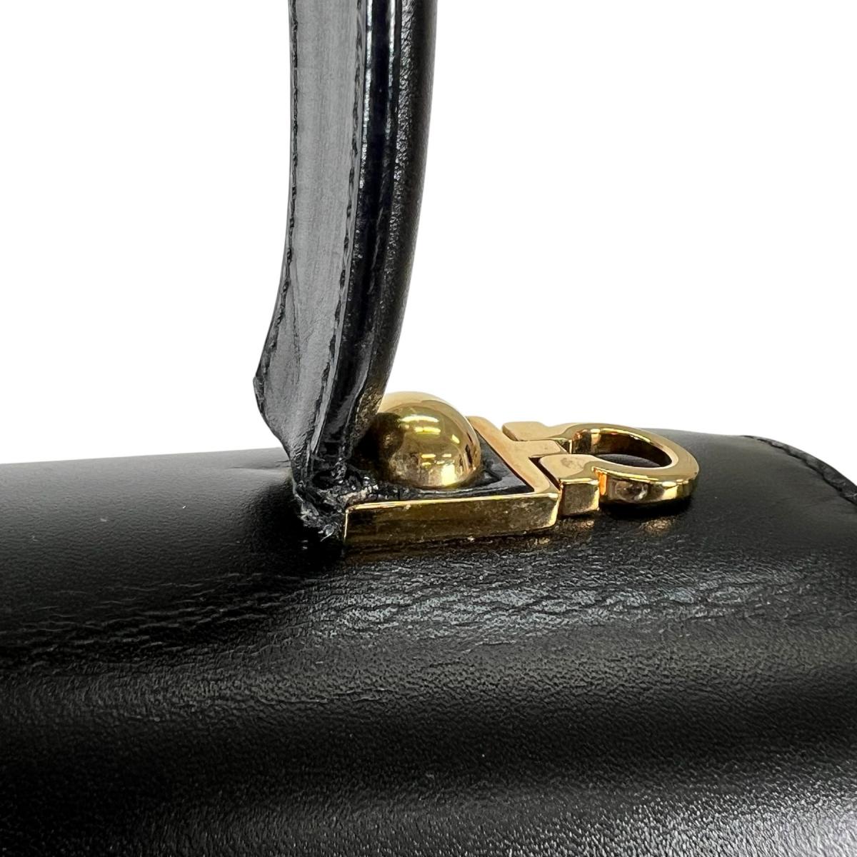 サルヴァトーレフェラガモ Salvatore Ferragamo ハンドバッグ
 ハンドバッグ コンパクト ガンチーニ レザー E210536 ブラック 【SS】
 【中古】